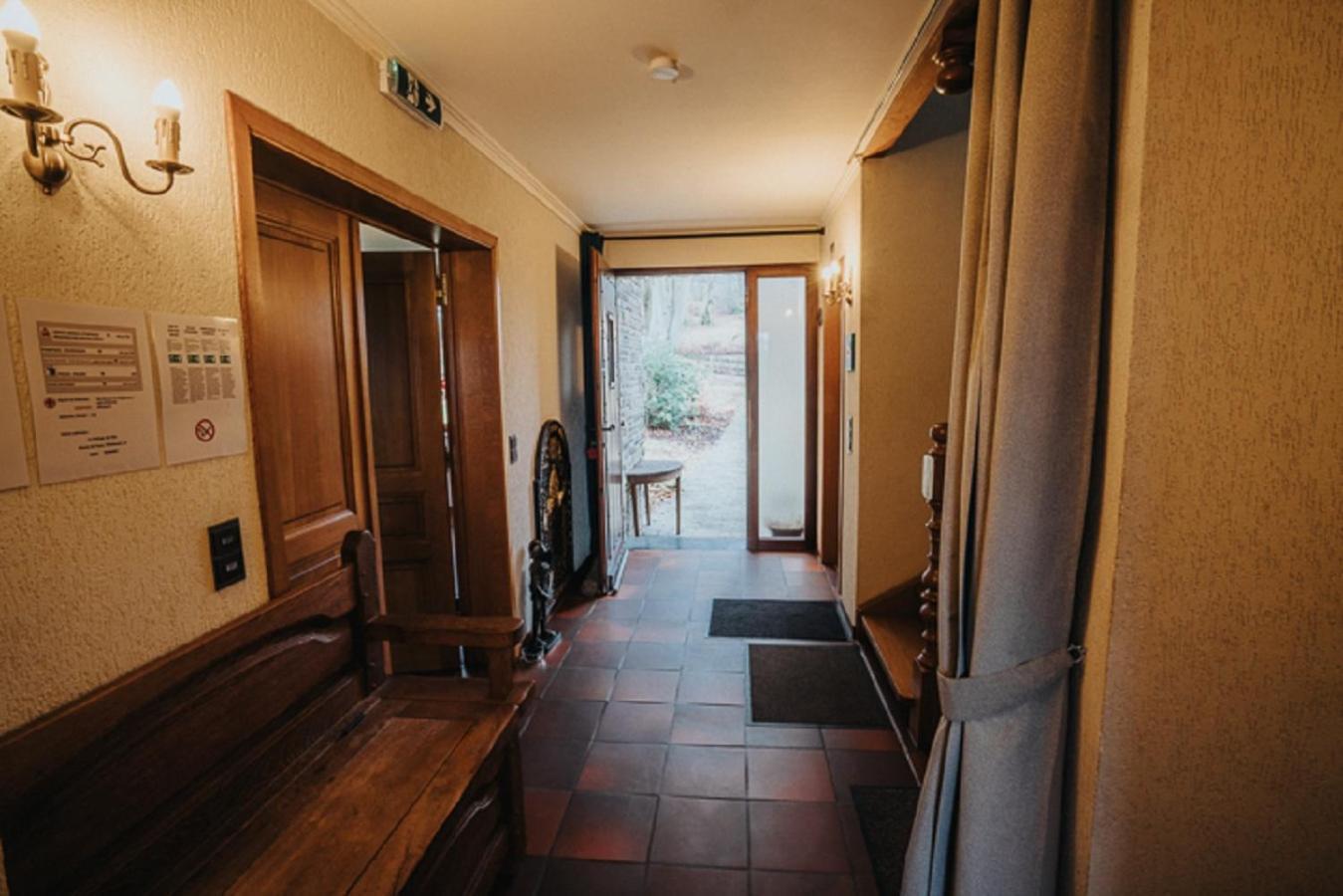 Le Refuge De Kila Bed & Breakfast เวมส์ ภายนอก รูปภาพ