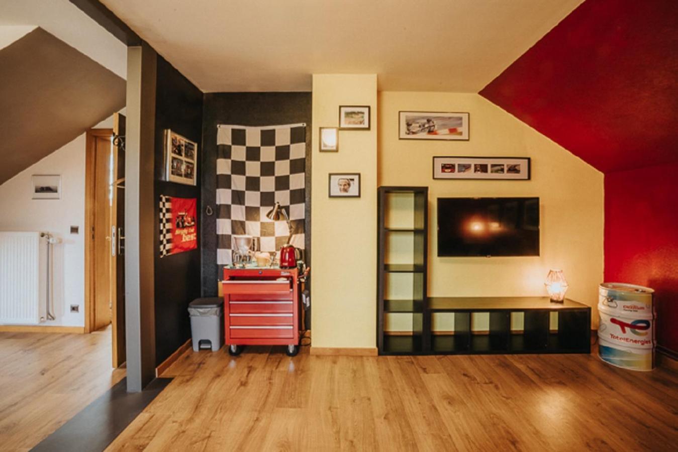 Le Refuge De Kila Bed & Breakfast เวมส์ ภายนอก รูปภาพ